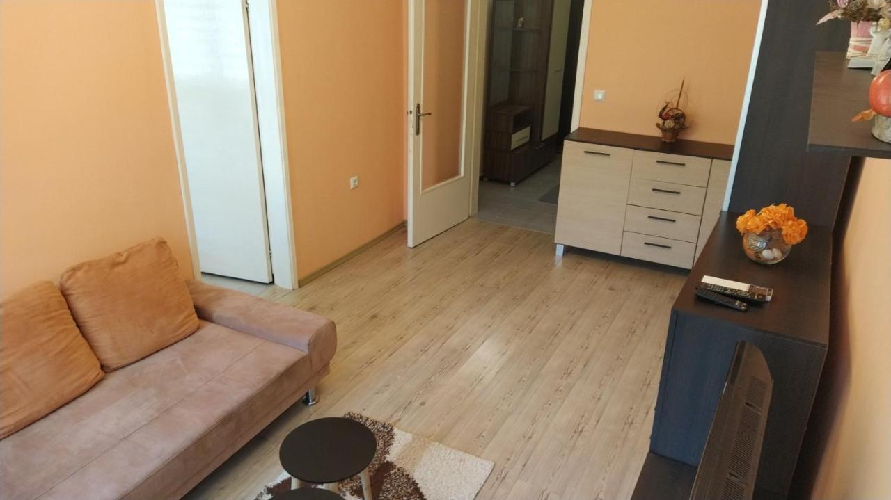 Apartment Levski Apart Μπουργκάς Εξωτερικό φωτογραφία